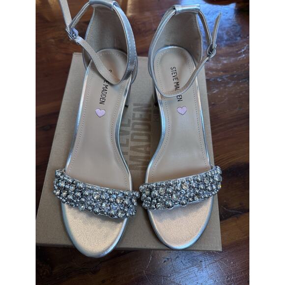Steve Madden JCarrson Open Toe Formal Ankle Strap Silver Beads Sz 6 NIB $60 - Picture 12 of 16